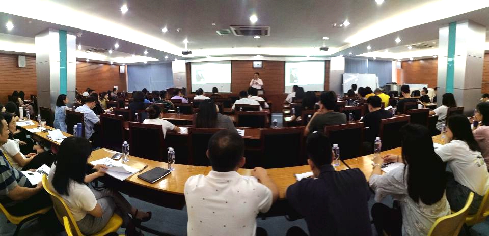 優(yōu)才公司全員參加勞動法律法規(guī)知識培訓